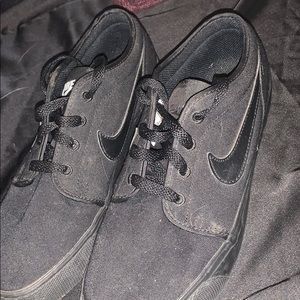 Men’s Black Janoksis